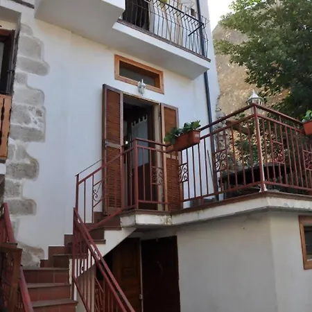 Grottino Parco Velino Sirente