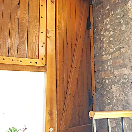 Apartament Grottino Parco Velino Sirente